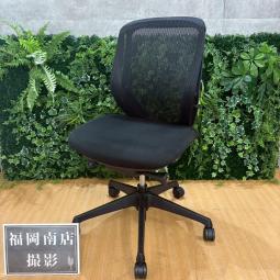 《年末在庫入替セール/㉕/9》オカムラ製のオフィスチェア【シルフィーシリーズ/ローバックチェア】が値下げされました! #クリスマスプレゼント #歳末セール