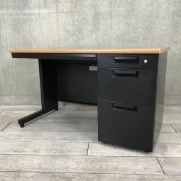 ☆W1200mm！【スタイリッシュなデザイン！収納も充実で使いやすい！】■プラス　リードシリーズ　片袖デスク　■幅1200㎜×奥行700㎜　■本体：ブラック　天板：木目（ミディアムウッド）【PLUS　LEED】