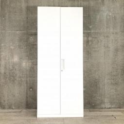 【博】★近日入荷予定品★【扉を開けると一見で中身が確認できます！コクヨ製のハイキャビネット　※ベース6cm】コクヨ　エディアシリーズ　ホワイト　《オフィスバスターズ福岡博多店は、福岡を拠点として、日本全国へ中古オフィス用品・オフィス家具を提供しております》※サテライトは商談スペースのみの為、在庫は福岡の在庫を掲載しております。商品につきましてはお電話にてお問い合わせください