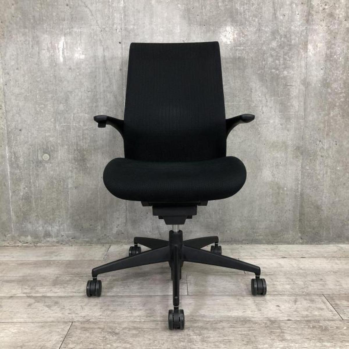 中古】M4 樹脂 コクヨ/KOKUYO 肘付ハイバックチェア 563889 - 中古