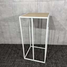 【お部屋の一角などに！受付カウンターや電話台・卓上プリント台としても活用できます！】■オカムラ　物品台　ナチュラル　《オフィスバスターズ福岡博多店は、福岡を拠点として、日本全国へ中古オフィス用品・オフィス家具を提供しております》