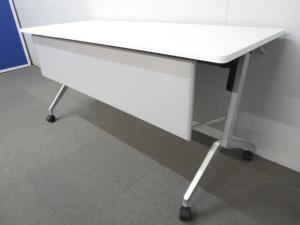 ☆W1500×D450mm！【スタイリッシュなデザイン！】■コクヨ　サイドスタックテーブル　ホワイト　幕板パネル付【KOKUYO　Leafline】【折りたたみテーブル】