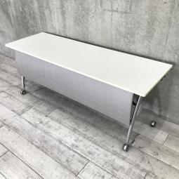 【在庫セール品・4台限定】【T12】■イトーキ　リリッシュ　サイドスタックテーブル　■ホワイト　■幕板付き【3人用としてオススメです！　サイドスタックテーブル幅1800ｍｍタイプ】