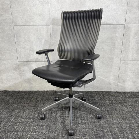 【中古】スピーナチェア（エラストマー）  イトーキ（ITOKI） 肘付ハイバックチェア