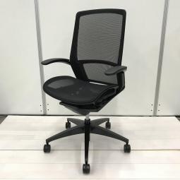 【デザインと機能性を追求したオカムラの技術の結晶！自然な姿勢で作業・リラックス可能！】■オカムラ製　フィノラ（Finora）　肘付きハイバックチェア　背・座面メッシュ　■固定肘　■ブラック【OKT21】【関東倉庫在庫品】【弊社使用欄：】