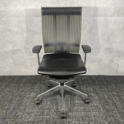 【リクライニング不良ありのため特価★着座には問題ございません!】■イトーキ(ITOKI)製 スピーナ(エストラマー) ハイバック 肘付 ブラック 《オフィスバスターズ福岡博多店は、福岡を拠点として、日本全国へ中古オフィス用品・オフィス家具を提供しております》