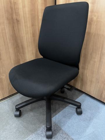 【中古】トルテR KZ-230GB-T1T1 イトーキ（ITOKI） 肘無ハイバックチェア