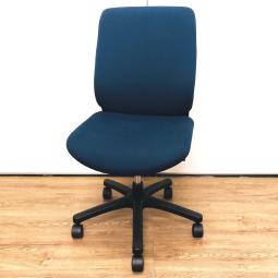 【クッション性が高く座り心地が良い一品！】■イトーキ　トルテアールチェア　ダークブルー　■美しさが際立つシンプルデザイン！【ITOKI　torte-R】