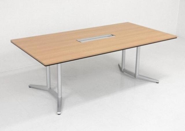 【中古】ラティオⅡ  オカムラ（okamura） ミーティングテーブル（会議机）