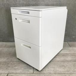 【フリーアドレスデスクのお供に！ちょっとした手荷物入れにも！大人気コクヨ製のGTワゴンシリーズが入荷！】■コクヨ(KOKUYO)製　GTワゴンシリーズ　3段ワゴン　フリアド用　H650mm　■ホワイト 　■シリンダー錠