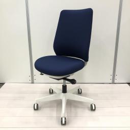 【機能とサステナブルを両立！新たなスタンダードシーティング】■オカムラ製　ポータム　Potam　ハイバックチェア　■クッションタイプ　■ブルー【OKT36】【関東倉庫在庫品】【弊社使用欄：】