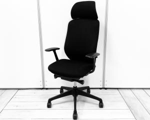 ワークチェア デザインアーム アームレスト付 ブラックボディ オススメ(おすすめ) 大人気 ・Okamura/オカムラ ・Sylphy/シルフィー ※横浜本店撮影画像※