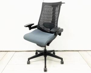 【外部倉庫在庫品】【大量入荷品】ワークチェア ハイバック ブラックボディ エラストマーバック アームレスト付 ハンガー付 ランバー付 ・ITOKI/イトーキ ・Act/アクト ※横浜本店撮影画像※【AO】