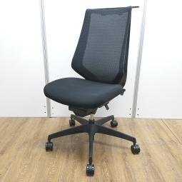 ★コクヨ製　デュオラ　ブラック　ブラックフレーム　ハイバック　背面メッシュ　肘無し　コートハンガー付　樹脂脚　様々な体系や姿勢にも柔軟にフィット！　座り心地抜群のチェア入荷！　肘無しハイバックチェア！！