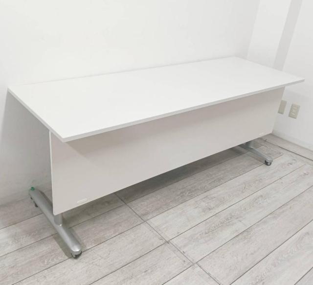 【中古】その他シリーズ THE-186L-W9 イトーキ（ITOKI） スタックテーブル(長机/折りたたみ/会議用)