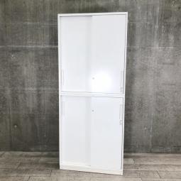 【手狭オフィスで大活躍！導線を確保できる上下引き違い書庫セット！】■コクヨ（KOKUYO）製　エディアシリーズ　上下引き違い書庫セット　ハイキャビネット　H2150㎜　■2枚扉　■シリンダー錠　■ホワイト＊福岡市で、中古オフィス用品・オフィス家具をお探しなら「オフィスバスターズ福岡南店」へ
