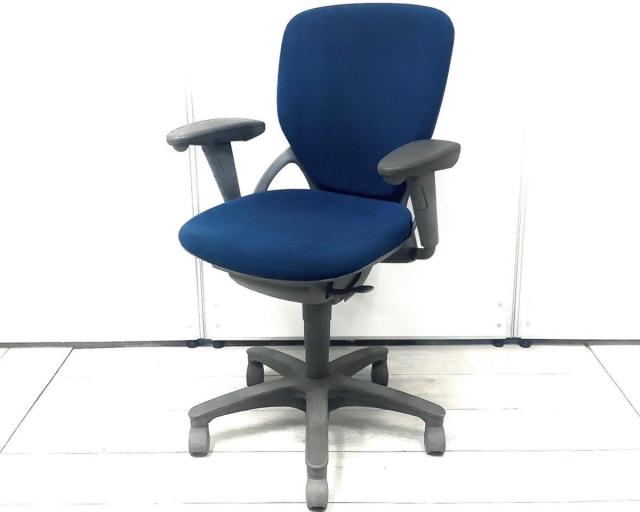 【中古】プレーゴチェア  イトーキ（ITOKI） 肘付ハイバックチェア