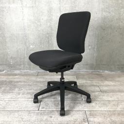 【基本機能を備えたコスパの良いスタンダードチェア！】■ウチダ(UCHIDA)製　エムアイ(Mi)チェア　肘無し　ハイバック　■ブラック　【しっかりクッションで確かな座り心地！】