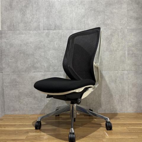 【中古】シルフィーメッシュ C685BW　FMP1 オカムラ（okamura） 肘無ハイバックチェア