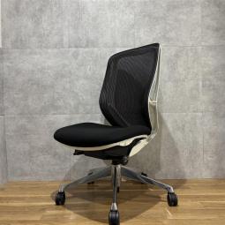 【西】~あなたの姿勢に寄り添う、ワークチェア~【オカムラ】【シルフィーチェア】【肘なし】【ブラック】【西店在庫】【福岡オフィス家具】【福岡中古家具】【中古事務什器】【中古チェア】【中古椅子】