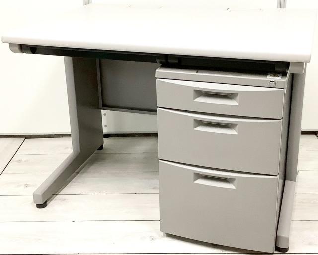 【中古】CZN デスク CZN-107HA-WE　/　CZ-046MACSNB-WE イトーキ（ITOKI） 片袖机