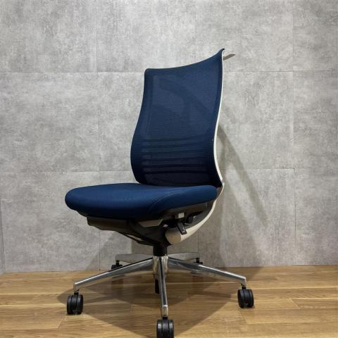 【中古】ベゼル アルミポリッシュ  コクヨ（KOKUYO） 肘無ハイバックチェア