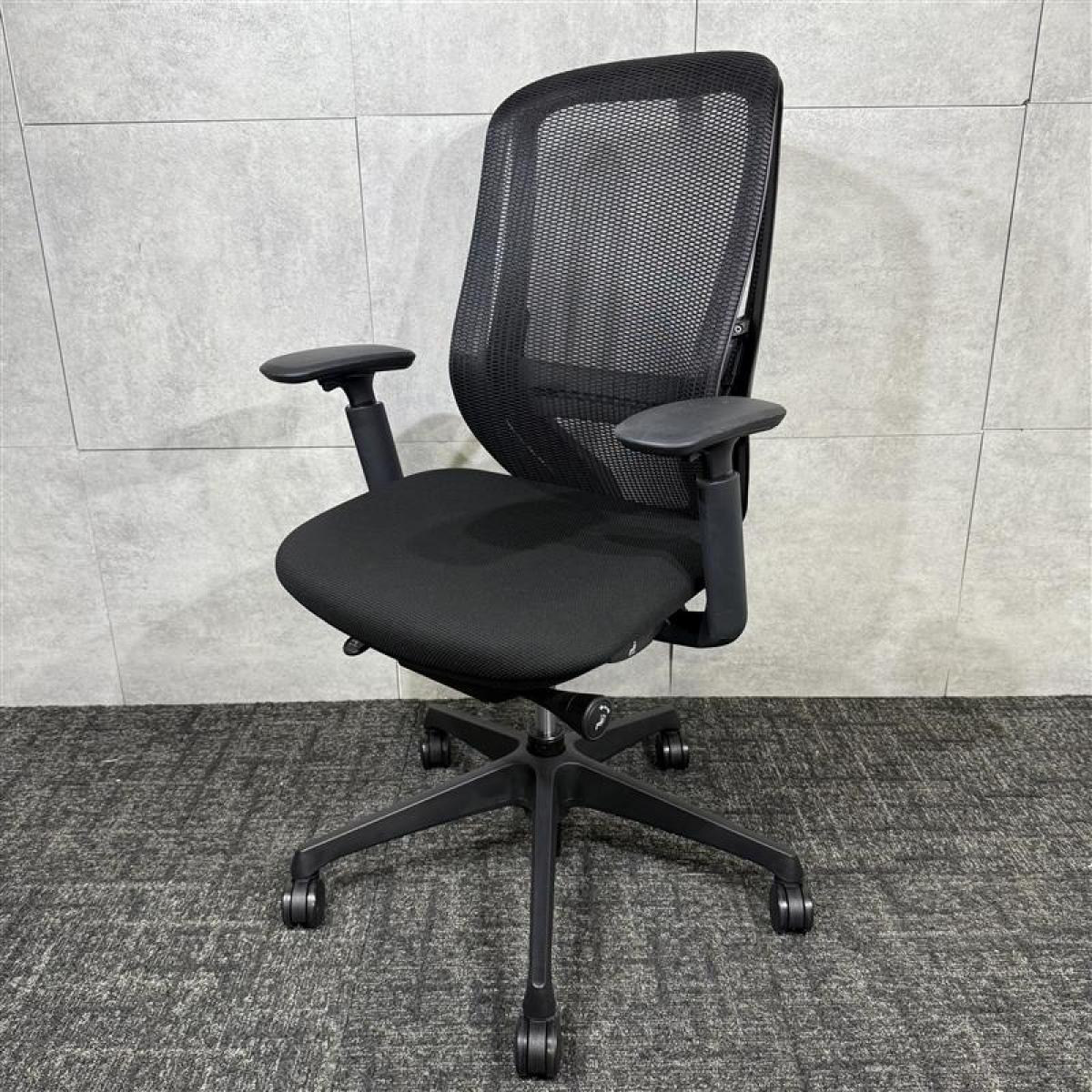 【集中＆休憩をこれ1脚で！！】◆オカムラ/シルフィー　ハイバック　ブラック《オフィスバスターズ福岡博多店は、福岡を拠点として、日本全国へ中古オフィス用品・オフィス家具を提供しております》
                        シルフィーメッシュ
                                    中古
            