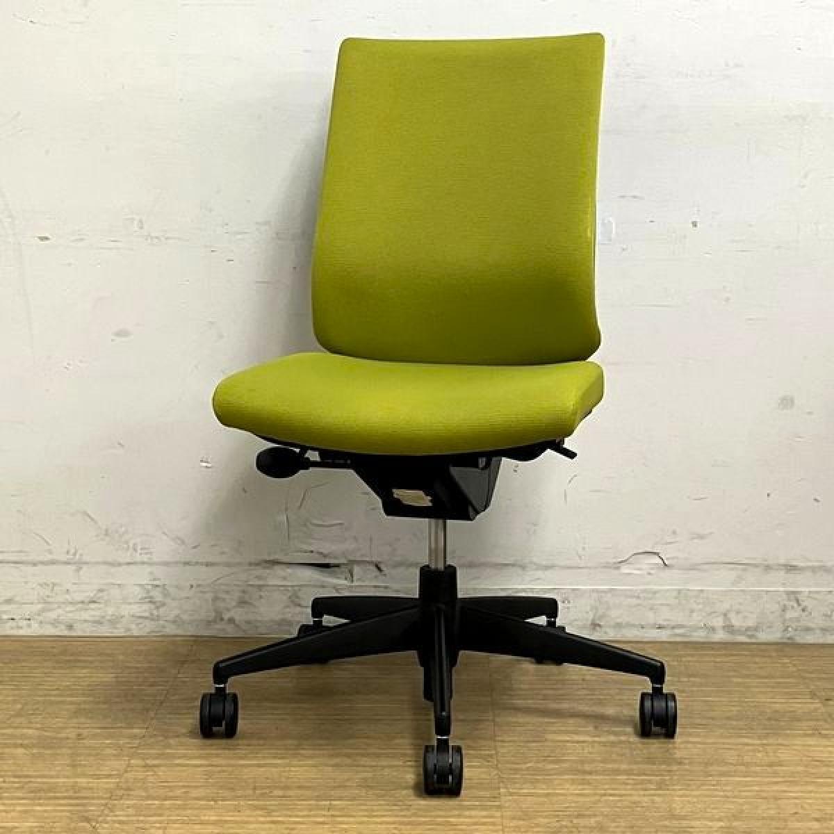 コクヨ　ウィザード2　ハイバック　ロングセラーシリーズ　ライトオリーブ×ブラックフレーム　肘無しモデル　定番の使いやすいチェア　【愛知・名古屋・豊田・静岡・浜松】
                        ウィザード2
                                    中古
            