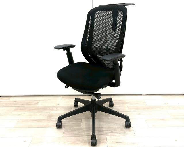 【中古】シルフィーメッシュ  オカムラ（okamura） 肘付ハイバックチェア