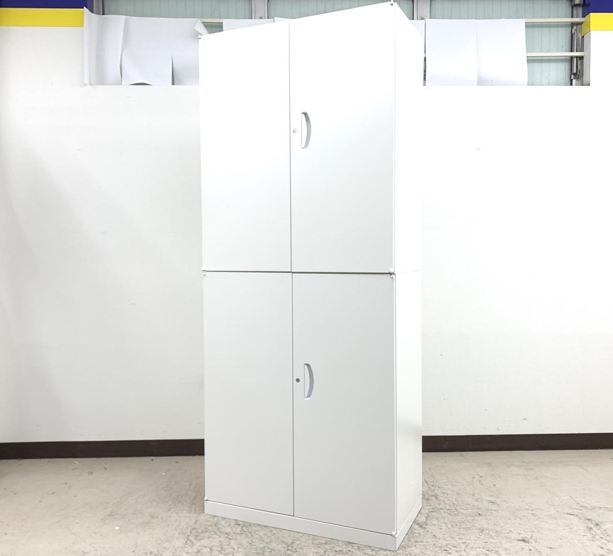 【在庫入替セール品！】人気の上下両開き書庫！大容量の収納〇！上段と下段で分かれるため搬入・お持ち帰りしやすい！
■生興/クウォール/ホワイト　観音開き書庫セット
                        QUWALL
                                    中古
            