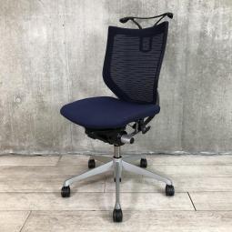 『先行掲載商品』【国産メッシュチェアの代表格！オフィスの執務室、会議室におすすめ！】■オカムラ(okamura)製　バロン(Baron)チェア　ローバック　肘無し　■背面メッシュ　■ハンガー付　■色：ミディアムブルー×ブラックシェル