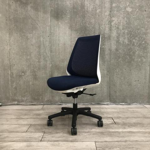 【中古】ノナ KZ-330JB-W9B2 イトーキ（ITOKI） 肘無ハイバックチェア