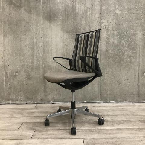 【中古】モード CA25BR 1226 オカムラ（okamura） 肘付ハイバックチェア