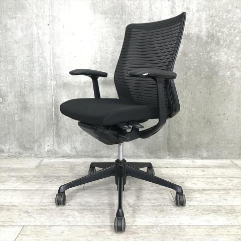 【中古】コーラルメッシュ  オカムラ（okamura） 肘付ミドルバックチェア