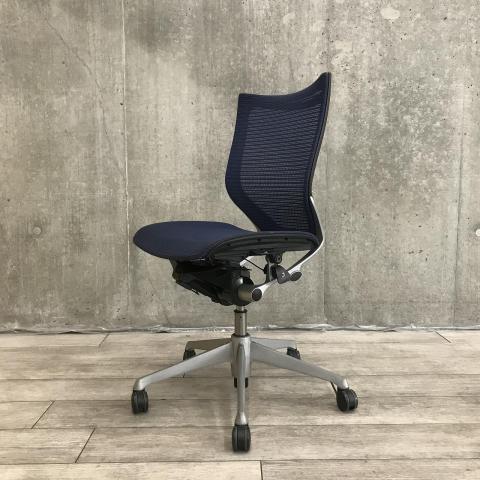 【中古】バロンメッシュチェア CP33CR オカムラ（okamura） 肘無ローバックチェア