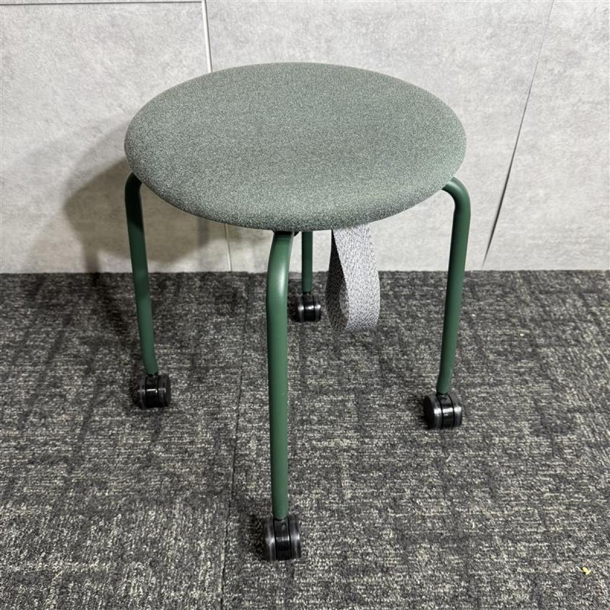 【オフィスの作業用スペースや病院での配置に大変おすすめです！キャスター付きのため移動も楽々です！】■オカムラ製　スプリント　グリーン　《オフィスバスターズ福岡博多店は、福岡を拠点として、日本全国へ中古オフィス用品・オフィス家具を提供しております》
                        その他シリーズ
                                    中古
            