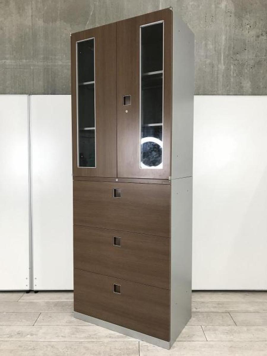 【西】～オフィスに上質な雰囲気をプラス～【オカムラ】【レクトライン】【3段ラテラル×両開き書庫】【木目ダーク】【ガラス戸】【ハイキャビネット】【チェア】【椅子】【イス】【事務椅子】【デスク】【机】【書庫】【書棚】【棚】【ラック】【収納】【格安】【安い】【メーカー】【レイアウト変更】【模様替え】
                        レクトライン
                                    中古
            