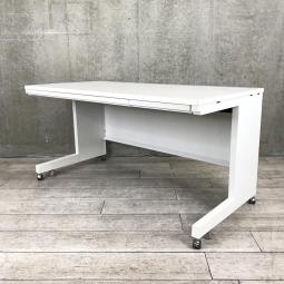 【2台入荷！ホワイトカラーでクリーンなイメージに！W1400mm】内田洋行　スカエナ　ホワイト　　《オフィスバスターズ福岡博多店は、福岡を拠点として、日本全国へ中古オフィス用品・オフィス家具を提供しております》