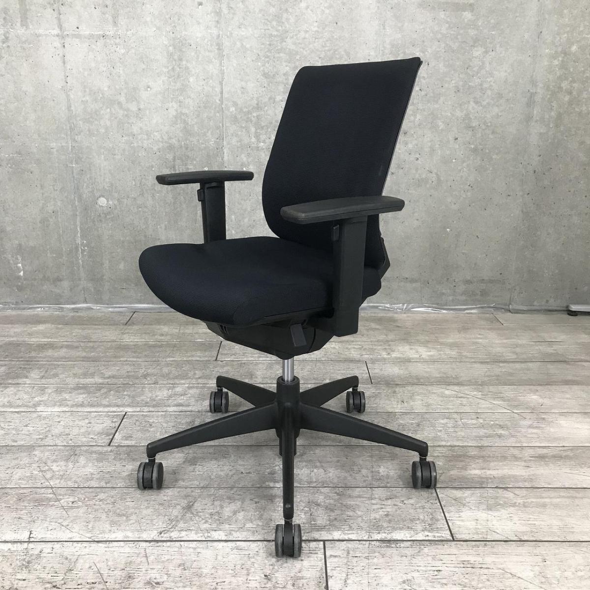 【オフィスの王道！納得の座り心地！魔法のように売れ続けている定番のオフィスチェア！】■コクヨ(KOKUYO)製　ウィザード(wizard)チェア　肘付ローバック　■可動肘　■ブラック　※肘スレ有　【弊社使用欄：A01021095】
                        ウィザードチェア
                                    中古
            