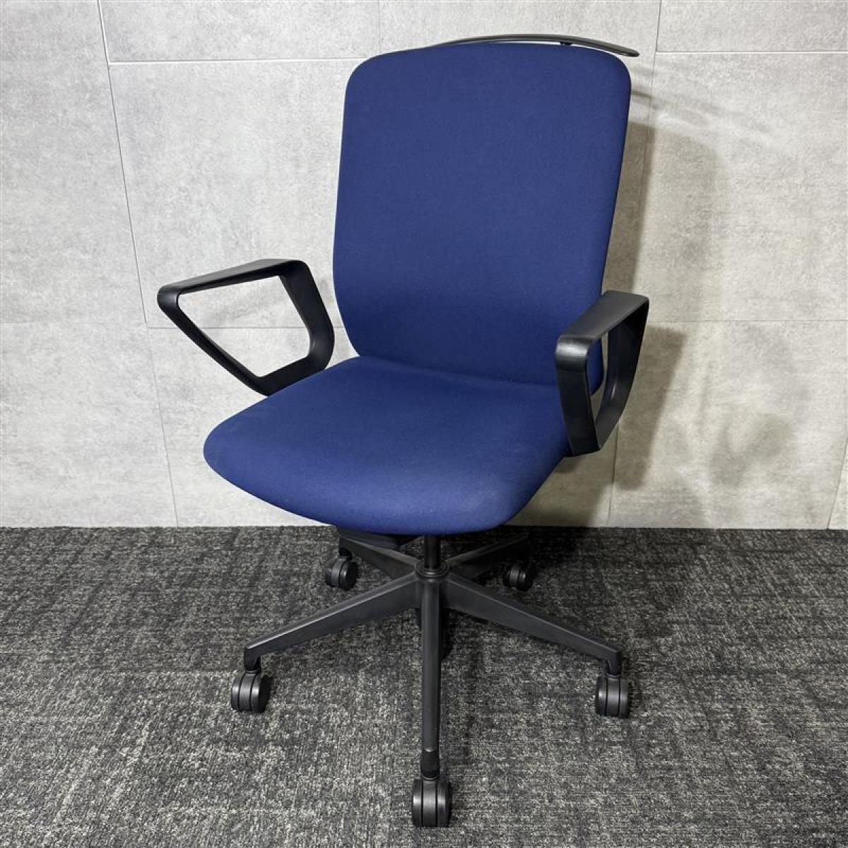 【座り心地◎の内田洋行製チェア！コートハンガー＋肘付のOAチェア！】◆内田洋行　クレネ　ブルー　《オフィスバスターズ福岡博多店は、福岡を拠点として、日本全国へ中古オフィス用品・オフィス家具を提供しております》
                        クレネ
                                    中古
            