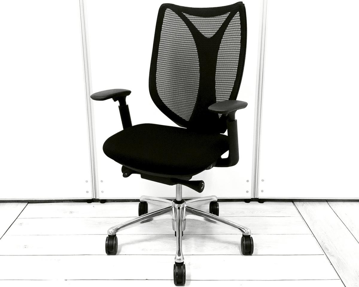 【2022年製】【カスタム品】ワークチェア アームレスト付（シルフィ用） アジャストアーム 可動肘 ブラックボディ スマートオペレーション オススメ(おすすめ) 大人気 ・Okamura/オカムラ ・Sabrina/サブリナスタンダート ※横浜本店撮影画像※
                        サブリナ
                                    中古
            