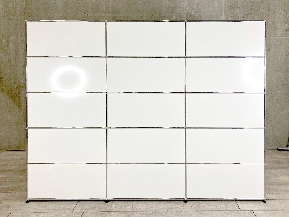 USMハラー3段キャビネット。最下段スライドトレイつきピュアホワイト美品処分特価 USMハラー3段キャビネット。最下段スライドトレイつきピュアホワイト美