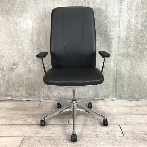 【中古】クラフティー CR47BF-PF72 オカムラ（okamura） 肘付ハイバックチェア