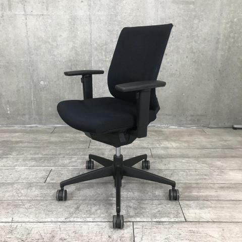 【中古】ウィザードチェア  コクヨ（KOKUYO） 肘付ローバックチェア