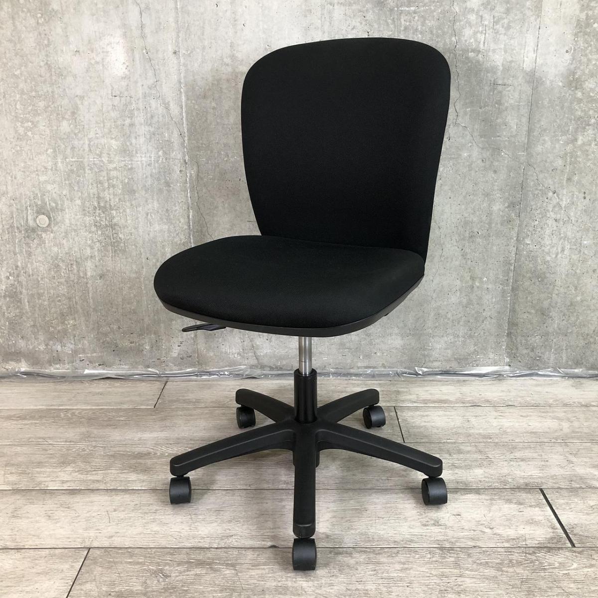 【オフィスに求められる基本性能を備え、コスパにも優れたベーシックチェアが入荷！】■イトーキ（ITOKI）製　リエットR（Lietto-R）チェア　肘無し　ローバック　■ブラック 【弊社使用欄：A01050497】
                        リエットR
                                    中古
            