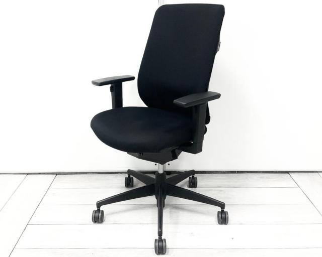 【中古】ベルガー  コクヨ（KOKUYO） 肘付ハイバックチェア