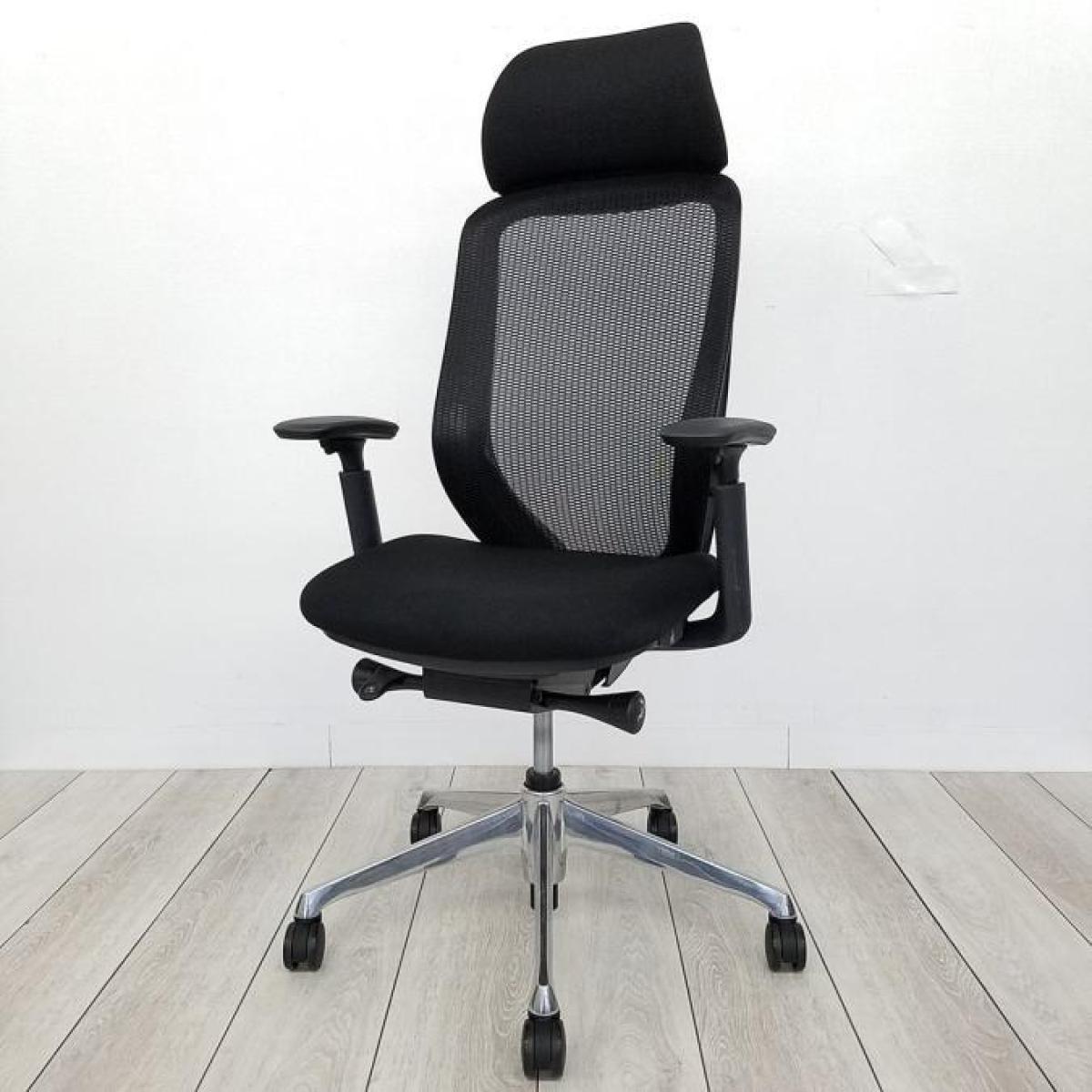 【前傾チルト機能付き！　オカムラ製品で最も人気を集める高機能メッシュチェア！】■オカムラ（okamura）製　シルフィ（Sylphy）エクストラハイバック　■ブラック　■可動肘　■背面メッシュ　■ヘッドレスト付き
                        シルフィーメッシュ
                                    中古
            