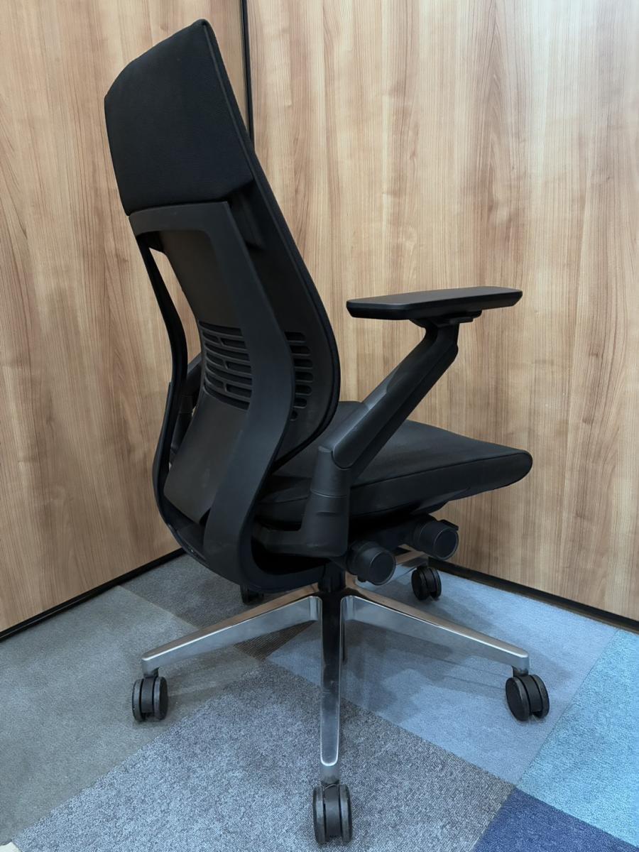 中古】ジェスチャー Steelcase/スチールケース 肘付ハイバックチェア