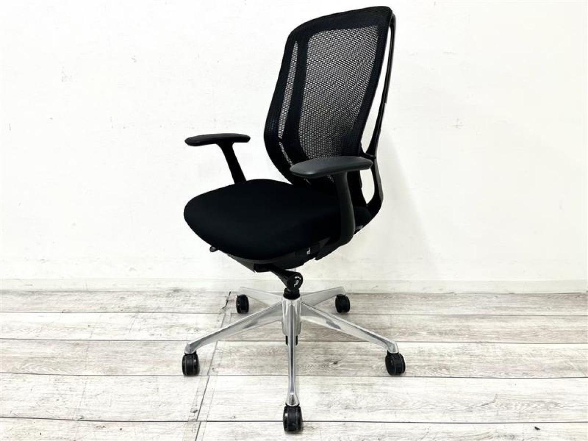【定価約14万円】【前傾チルト機能付き】【オカムラ製品で最も人気を集める高機能メッシュチェア！】■オカムラ(okamura)製　シルフィ(Sylphy)チェア　肘付き　ハイバック　背面メッシュ　■固定肘　■ブラック
                        シルフィーメッシュ
                                    中古
            