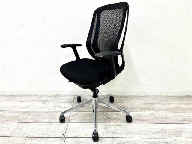 【中古】シルフィーメッシュ  オカムラ（okamura） 肘付ハイバックチェア